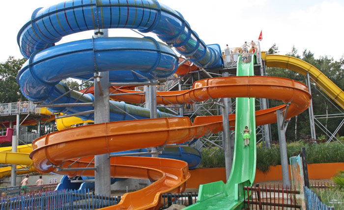 Aquapark Nederland, hellendoorn waterpark, Waterpark nederland, aquapark, aquaventura slidepark, avonturenpark hellendoorn