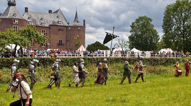 Benaming Voor Een Zoektocht Zoals Uit De Riddertijd