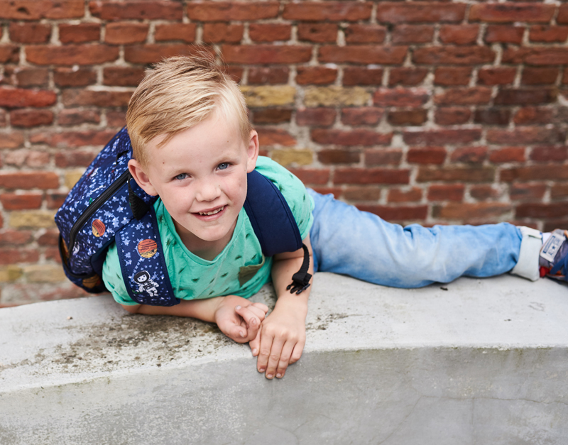 Kleine Engelfiguur Met Hazenoren - Handbeschilderd Kunststeen Figuur 11,5 Cm, Roze En Doordacht