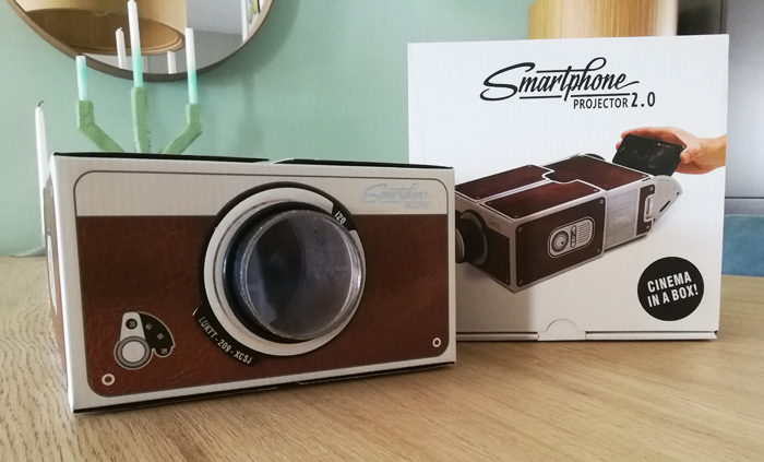 smartphone projector, smartphone gadgets, smartphonehoesjes