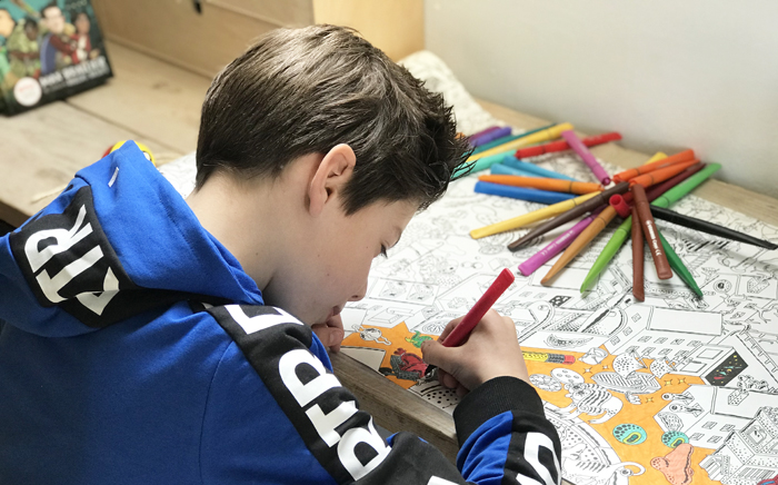 thuisonderwijs, thuis spelen en leren tijdens de Coronacrisis, thuis leren, thuisblijven kind, kinderen thuis, leuke tips thuis blijven