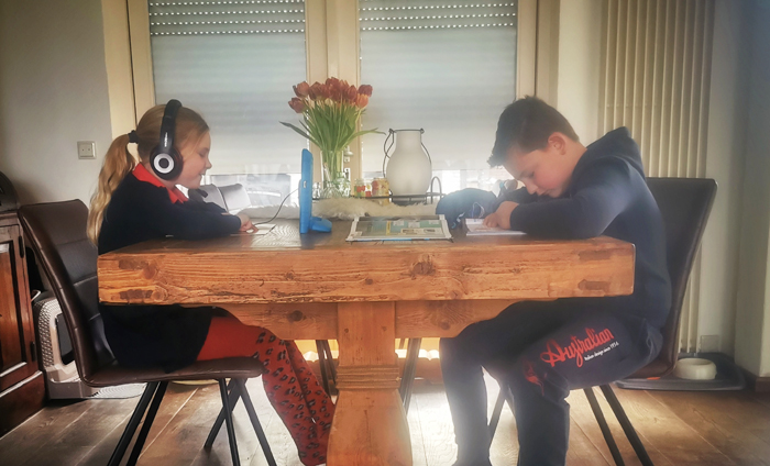 thuisonderwijs, thuis leren, huiswerk, thuiswerk, mamajuf, schoolwerk