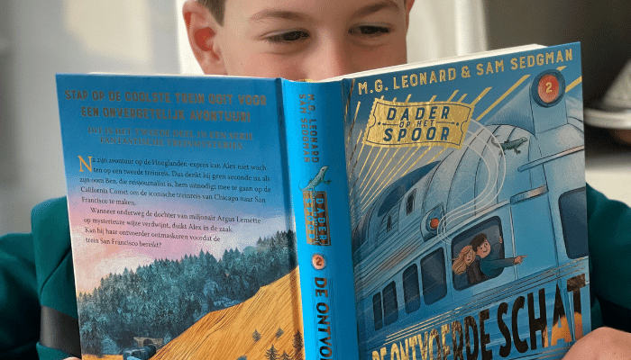 De ontvoerde schat van MG. Leonard & Sam Sedgman, Dader op het spoor, de ontvoerde schat, kinderboek