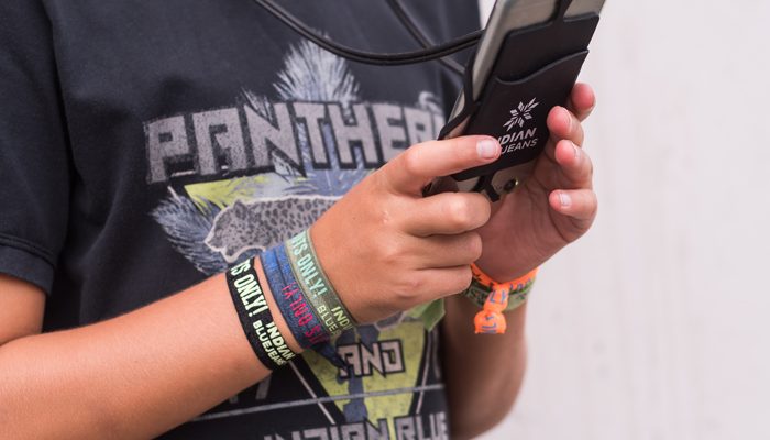 Wanneer geef je je kind een telefoon?