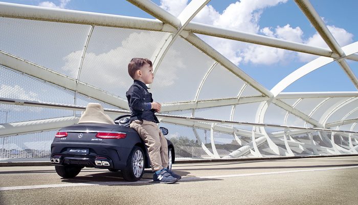 stijging bpm, elektrische kinderauto, speelgoed mercedes, elektrische auto, speelgoed, cadeau jongen 2 jaar