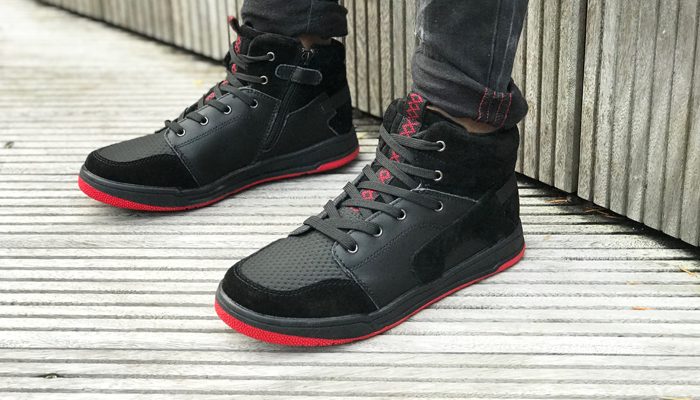 leren kindersneakers, zwarte kindersneakers, stoere jongenssneakers, kinder sneakers