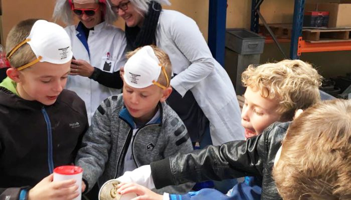 professor feest, kinderfeest, proefjes feest, verjaardagsfeestje, kinderfeest thema, jongensfeest