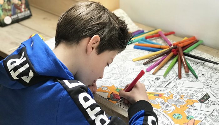 thuisonderwijs, thuis spelen en leren tijdens de Coronacrisis, thuis leren, thuisblijven kind, kinderen thuis, leuke tips thuis blijven