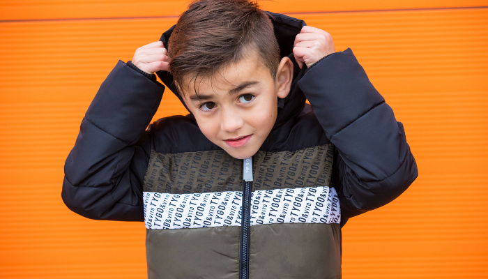 tygo vito winterjas, jongensjassen, stoere winterjas jongen, zwarte winterjas jongen, winterjas jongen 10 jaar, betaalbare winterjas, boyslabel, jongensmodeblog, tygo vito herfst winter 2021